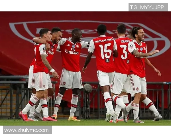 AC米兰主场迎战帕尔马争夺意甲荣耀双方球员状态分析与比赛预测